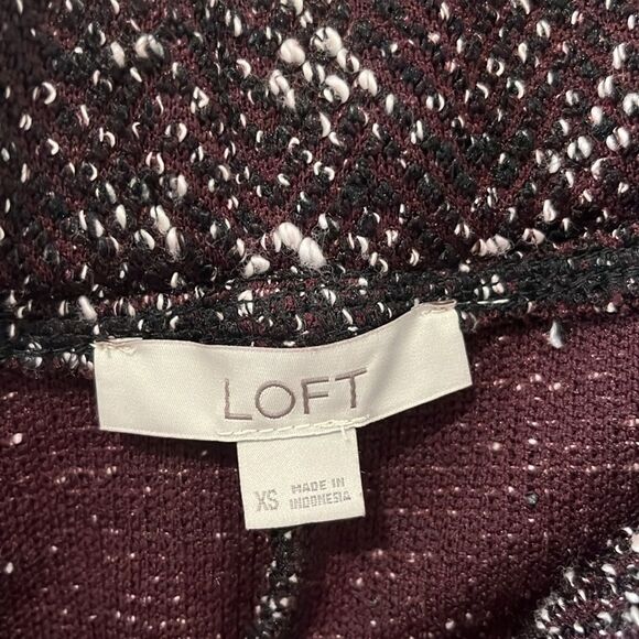 LOFT Maroon/Black/White Tweed Mini Skirt, Size XS - Picture 4 of 5